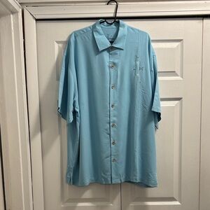 Tommy Bahama Light Blue Camp Collar Dress Shirt